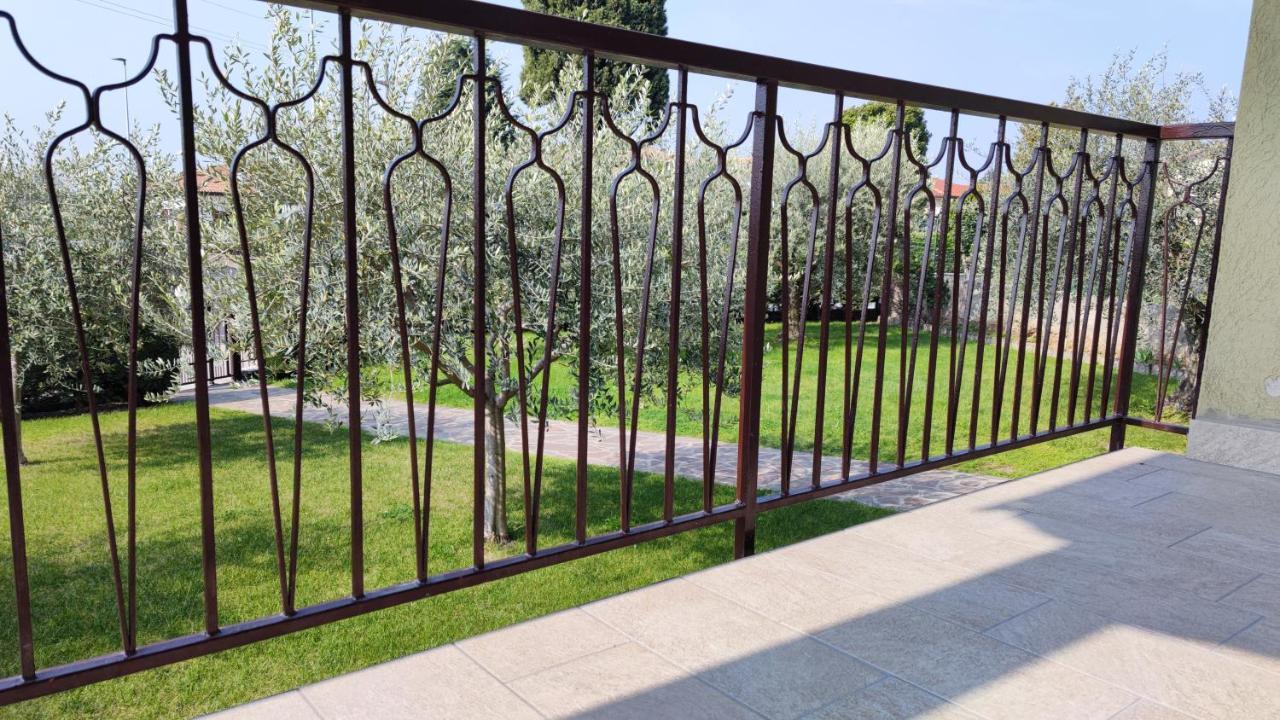 Villa Dolcitalia Tra Gardaland E Le Terme Di Cola Lazise Eksteriør bilde